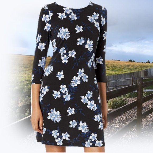 Tommy Hilfiger Dresses & Skirts - Gardenias on Navy - 3/4 Sleeved Dress - 8